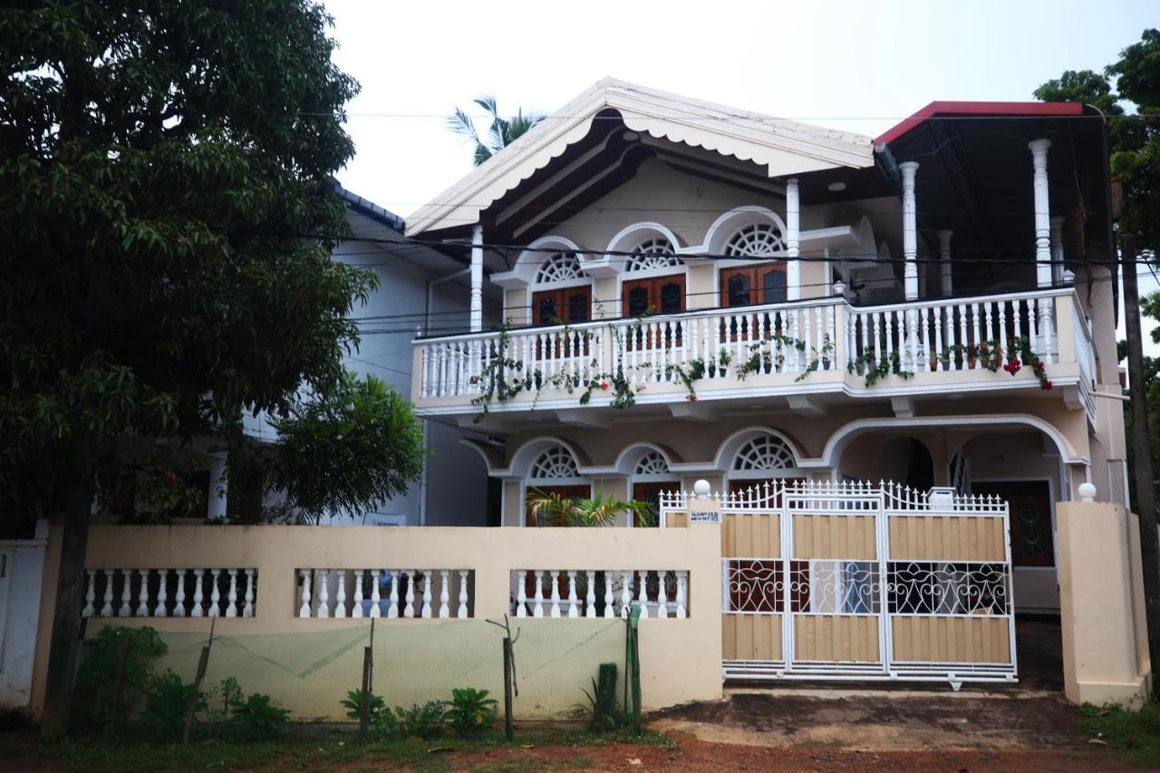 Neverbeen To Lagoon Town Lägenhet Batticaloa Exteriör bild